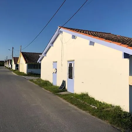 La Maison De Jeanne * Ares